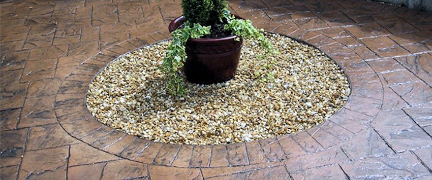 Driveway image 13