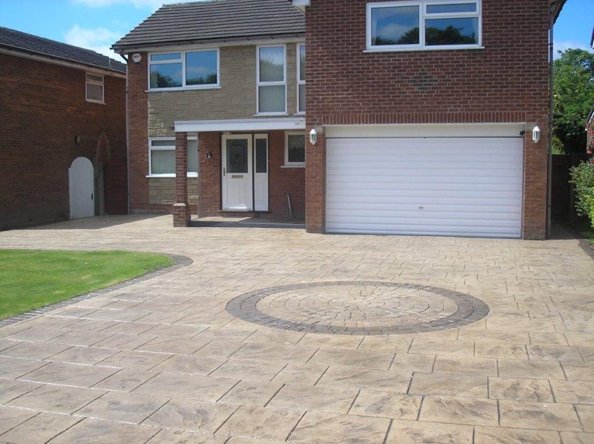 Driveway image 5